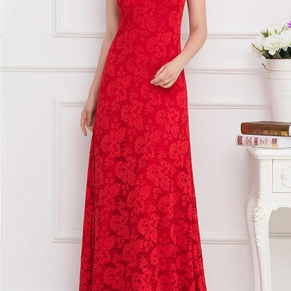 Chic Red Floral Maxi Dress